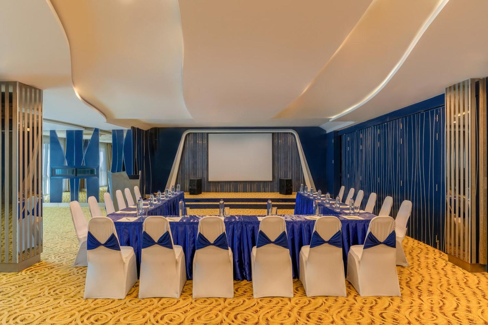 Blue Boat Hotel Jc Pattaya Exterior photo